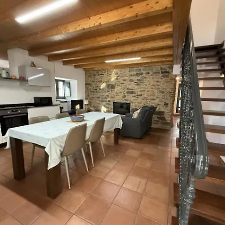 Casa Da Consuelo * Melide